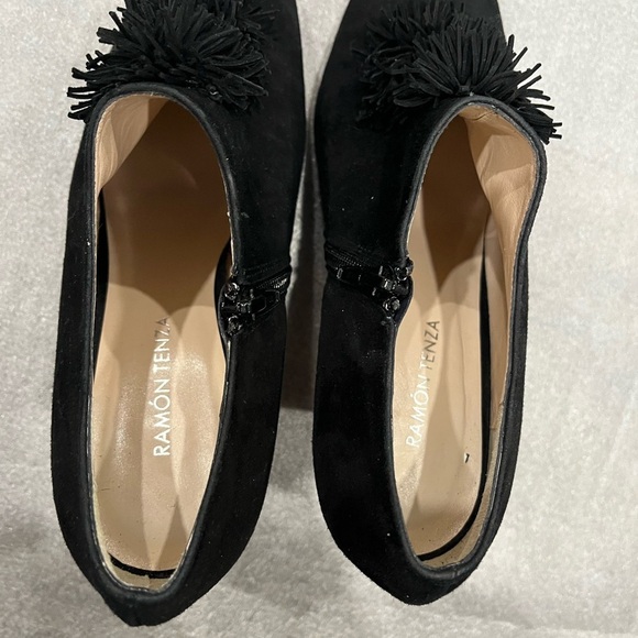 [8.5]RamonTenza Black Women's Pointy Suede Leather Ankle Heels Boots - Picture 4 of 8